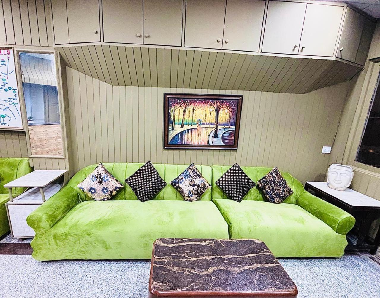 Hotel Amar Массури Экстерьер фото